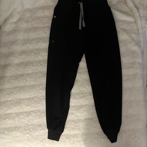 Figs small lightly worn